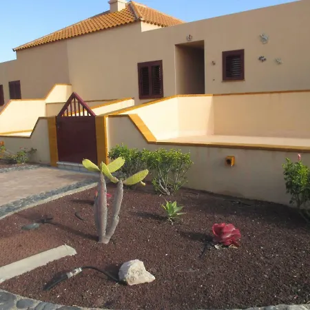 Vista Mar Apartment *